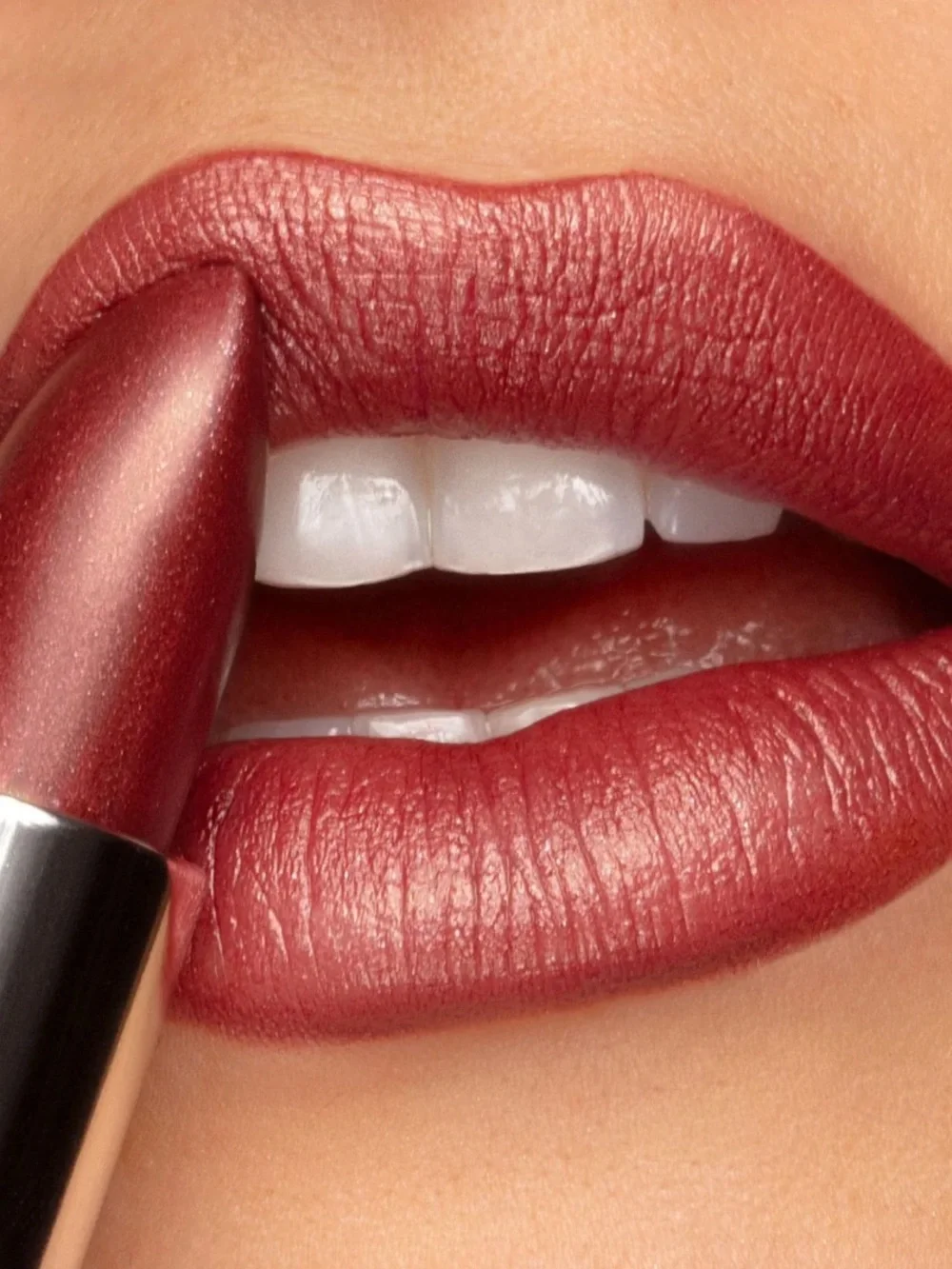 Metallic Rose-Pink Lipstick - Shimmer Finish